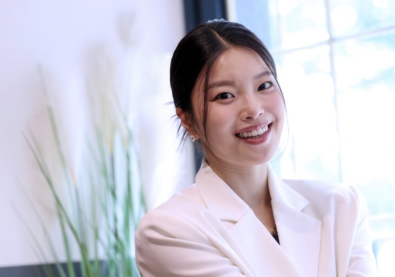 한국 창작 뮤지컬 '스웨그에이지 외쳐,조선!'에서 '진' 역을 맡은 뮤지컬 배우 김수하가 1일 오후 서울 종로구 삼청동 라디오M에서 열린 뉴스1과의 인터뷰에 앞서 포즈를 취하고 있다. 2025.8.1/뉴스1 ⓒ News1 김성진 기자