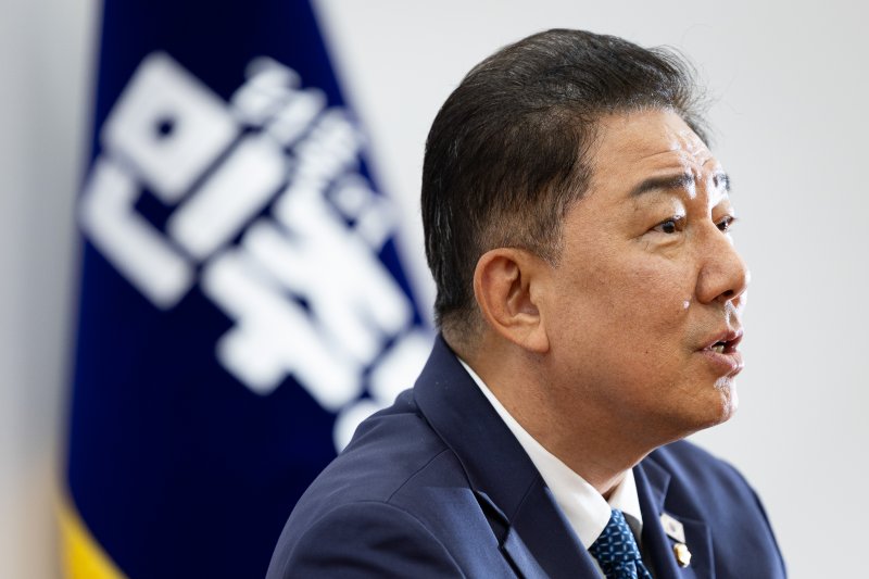 김병기 더불어민주당 대표 직무대행 겸 원내대표가 7월 31일 서울 여의도 국회에서 뉴스1과 인터뷰하고 있다. 2025.8.1/뉴스1 ⓒ News1 유승관 기자