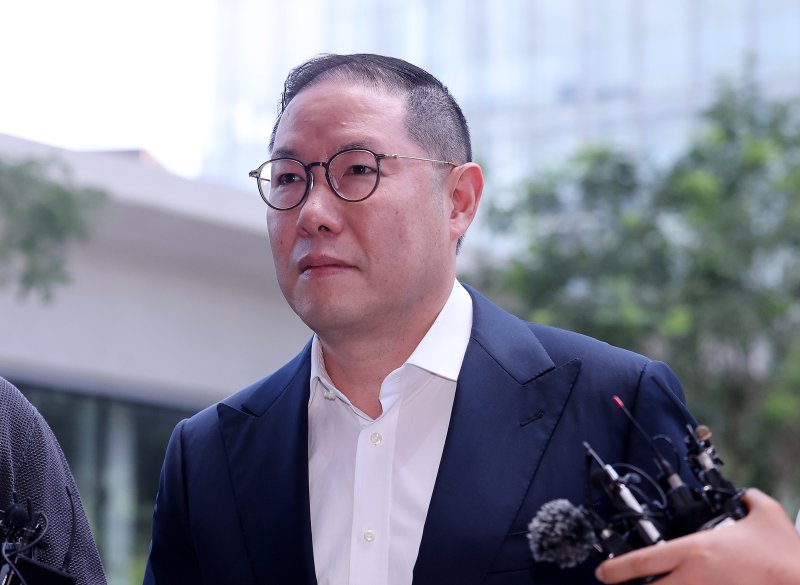 조현상 HS 효성 부회장이 4일 오전 서울 종로구에 마련된 김건희 메이저 바카라팀(특별검사 민중기) 사무실로 조사를 받기 위해 출석하고 있다. 2025.8.4/메이저 바카라1 ⓒ News1 박지혜 기자