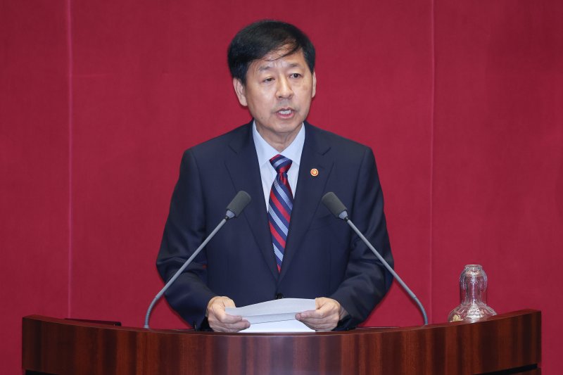 구윤철 경제부총리 겸 기획재정부 장관이 23일 오후 서울 여의도 국회에서 열린 제427회국회(임시회) 제2차 본회의에서 신임 국무위원 인사말을 하고 있다. 2025.7.23/뉴스1 ⓒ News1 안은나 기자