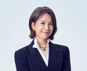 시몬스, 김민수 전 루이비통코리아 대표 영입