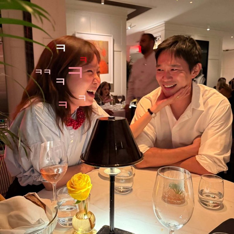 공효진, 10세 연하 ♥케빈오와 신혼 일상…꿀 떨어지는 눈빛