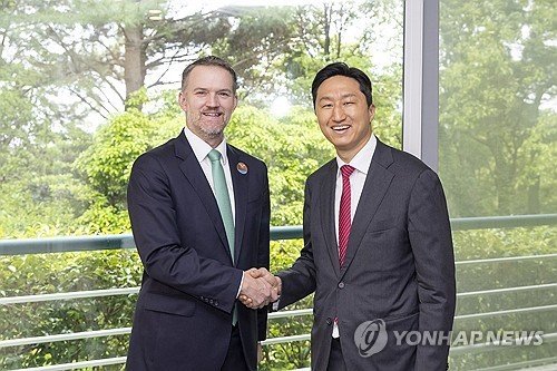 미국 USTR 대표 만난 정기선 수석부회장 (출처=연합뉴스)