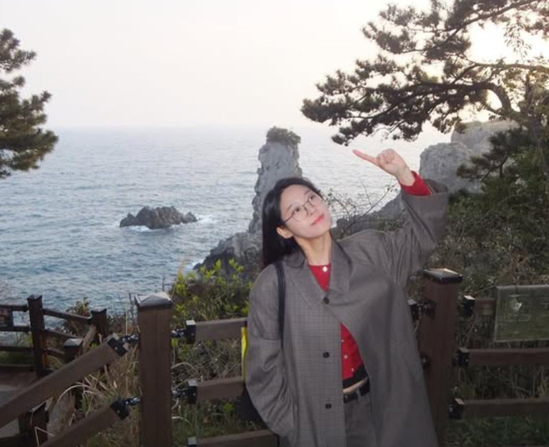 설현 몰라보겠네…한층 성숙해진 얼굴