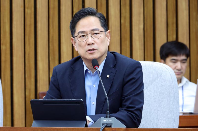 국민의힘 메이저 바카라사이트 캡틴 기획재정위원회 간사가 5일 국회에서 열린 원내대책회의에서 발언하고 있다. 사진=박범준 기자