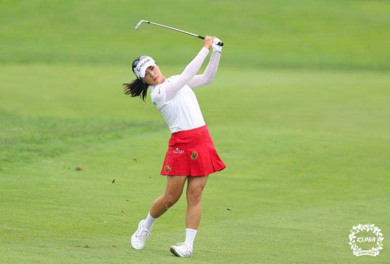 이래서 윤이나! 윤이나! 팬들이 살렸다… 보기 없는 6언더 완벽 라운드