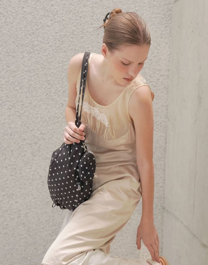 아떼 바네사브루노 봉봉백(도트) LF 제공