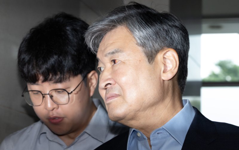 조태용 전 국정원장이 8월 8일 오전 서울 서초구 이명현 순직 해병 특별검사 사무실에 조사를 받기 위해 출석하고 있다. /사진=뉴시스