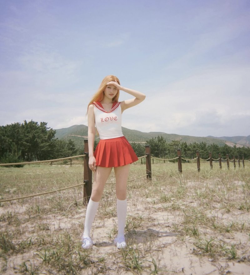 '금발' 조이 완벽 미모에 감탄…첫 솔로 변신