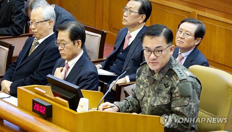 여인형 전 국군방첩사령관 , 탄핵심판 5차 변론 증인출석 (출처=연합뉴스)