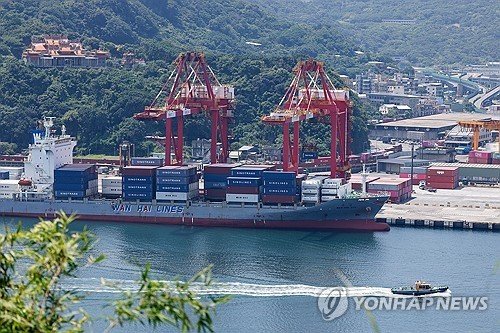 대만 항구의 화물선. (출처=연합뉴스)