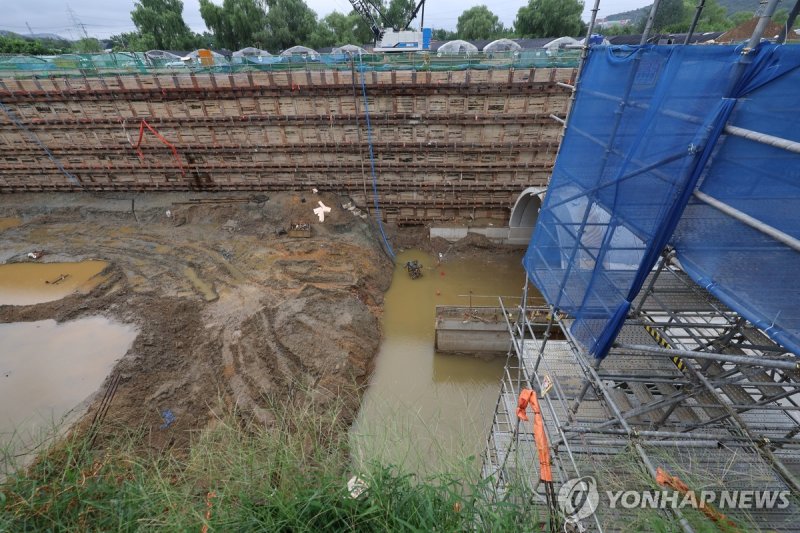 감전사고 발생한 광명 포스코이앤씨 고속도로 건설공사 현장 (출처=연합뉴스)