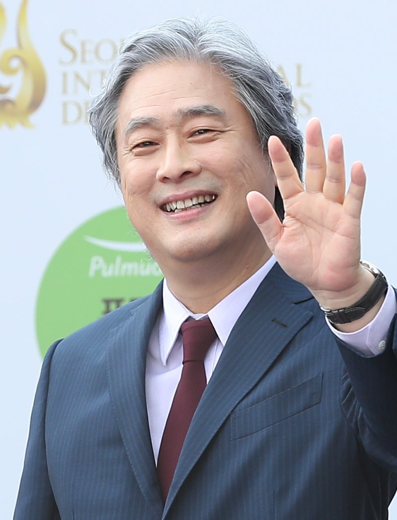 박찬욱, 美 작가조합서 제명…파업 기간 규정 위반