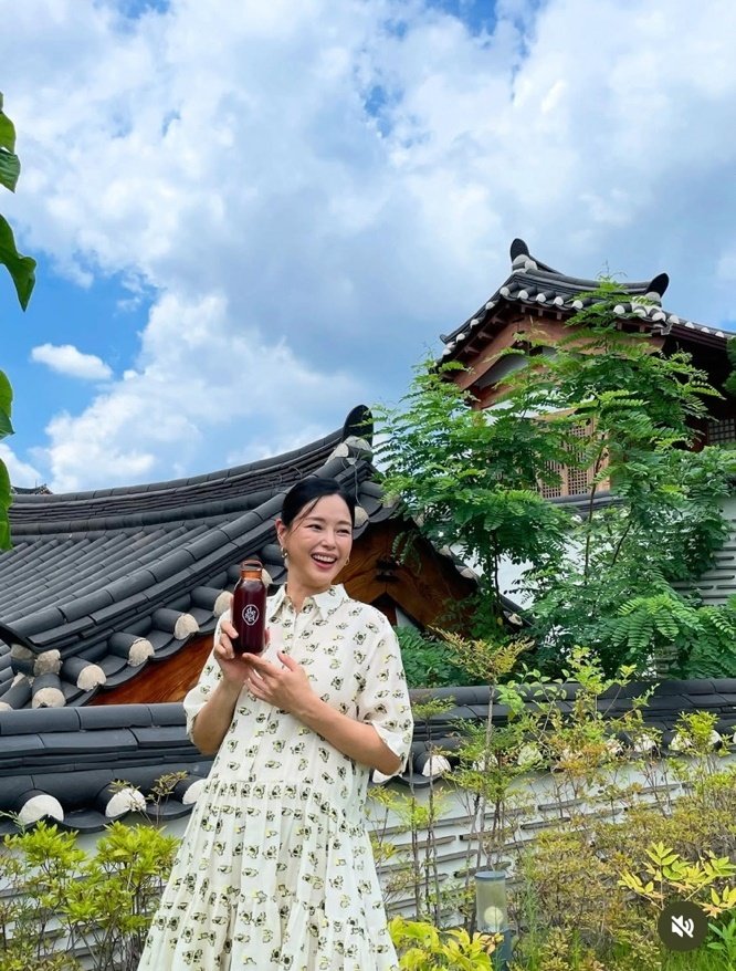 둘째 출산 앞둔 이하늬, 원피스 입고 뽐낸 '만삭 D라인'