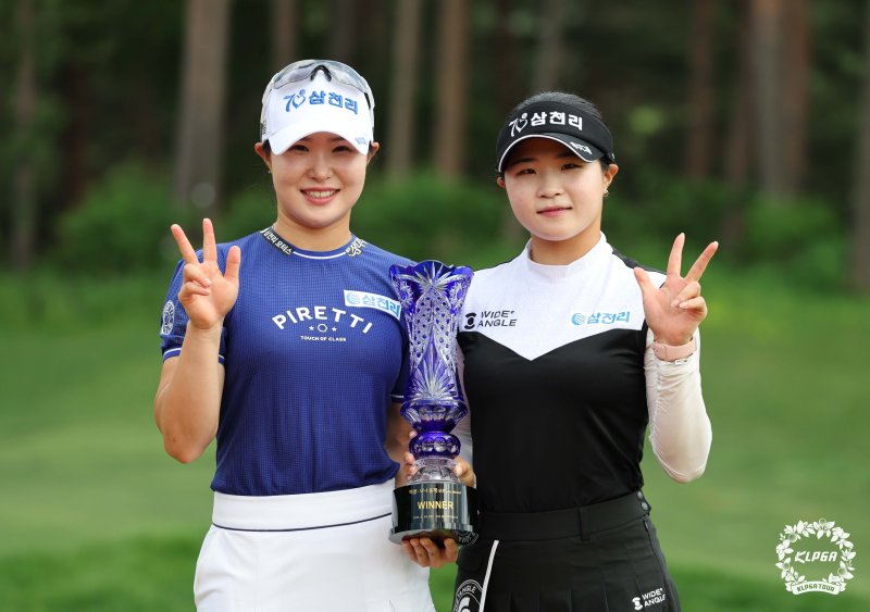 바카라 사이트 디시이 KLPGA 제주 삼다수 마스터스에서 우승, 언니 바카라 사이트 디시우와 함께 '자매 우승' 진기록을 세웠다. 사진은 고지우가 올 6월 맥콜·모나 용평 오픈에서 우승했을 당시의 모습. (KLPGA 제공)