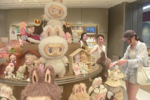 라부부 내놔 떼쓰던 조카, 8000만원 샹들리에 '와장창'... 배상액이 무려