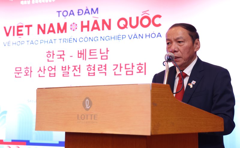 응우옌 반 훙 베트남 문화체육관광부 장관이 11일 서울 중구 롯데호텔에서 열린 한-베트남 문화 산업 발전 협력 간담회에 참석해 개회사를 하고 있다.(제공 문화체육관광부)