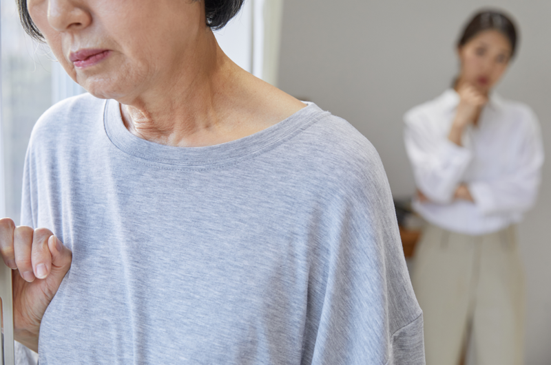 왜 돈 안 줘 시부모에 욕설·폭언 일삼은 며느리, 손자는...