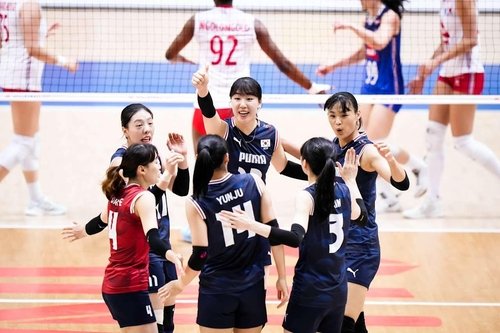 VNL에서 득점 후 기뻐하는 한국 여자배구 대표팀 (출처=연합뉴스)