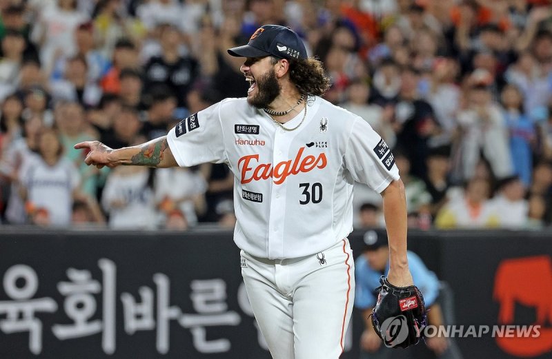 기록의 순간 (출처=연합뉴스)