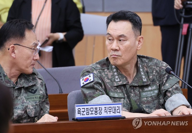 을지연습 준비보고회의 참석한 김명수 합참의장 (출처=연합뉴스)