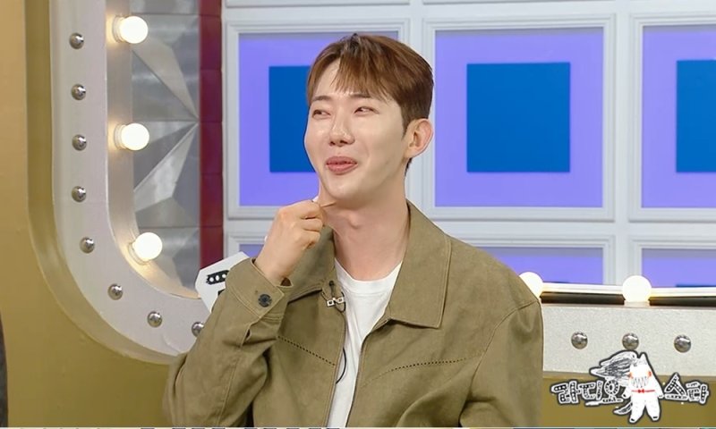 조권, 박진영 '워터밤' 핑크 의상에 나는 왜…