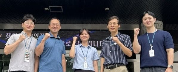 (왼쪽부터) 서울 서초경찰서 교통범죄수사팀 이우재 경사, 손석원 경감, 김솔 순경, 김오현 경위, 심규돈 경사. 사진=서초경찰서