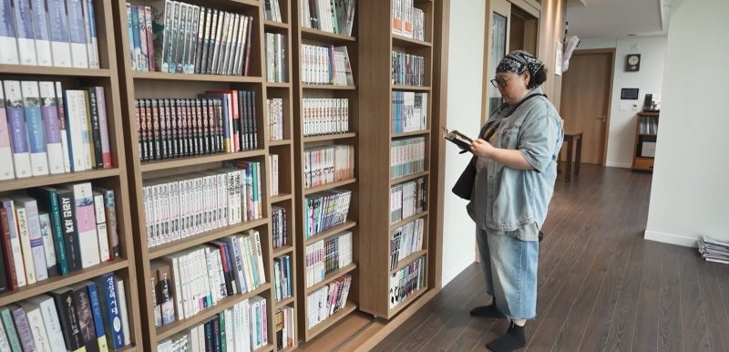 박준면, 집 최초 공개…소설가 남편 책장·거실 점령 장독대 '눈길'