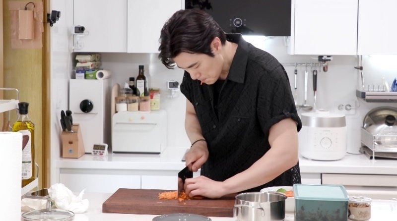 '사랑꾼' 김강우 매일 아내 건강주스 만들어…집안일도 같이