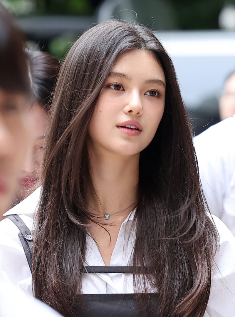 뉴진스 민지·다니엘, 조정 마친 후 침묵…질문에도 '묵묵부답'(종합)