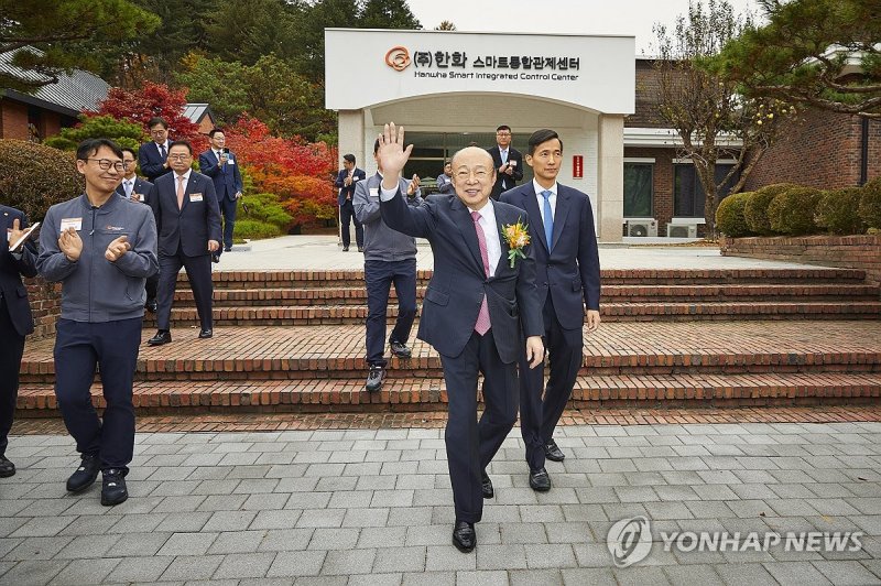 ㈜한화·한화에어로스페이스 보은사업장 찾은 김승연 회장 (출처=연합뉴스)