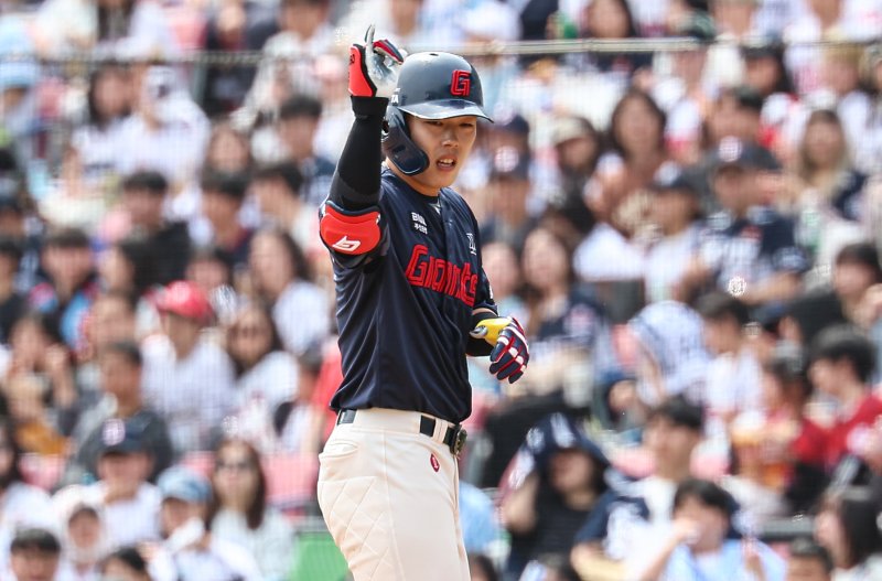 롯데 자이언츠 고승민. 2025.4.27/뉴스1 ⓒ News1 김도우 기자