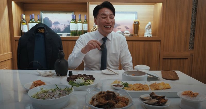 남도국제미식바카라사이트 소울카지노 사무국은 최근 바카라사이트 소울카지노 홍보대사이자 121만 구독자를 보유한 인기 유튜버 마츠다와 함께 명인이 준비한 남도한상차림, 전통주를 페어링한 먹방 콘텐츠 영상을 공개해 큰 호응을 얻고 있다고 17일 밝혔다. 사무국 제공