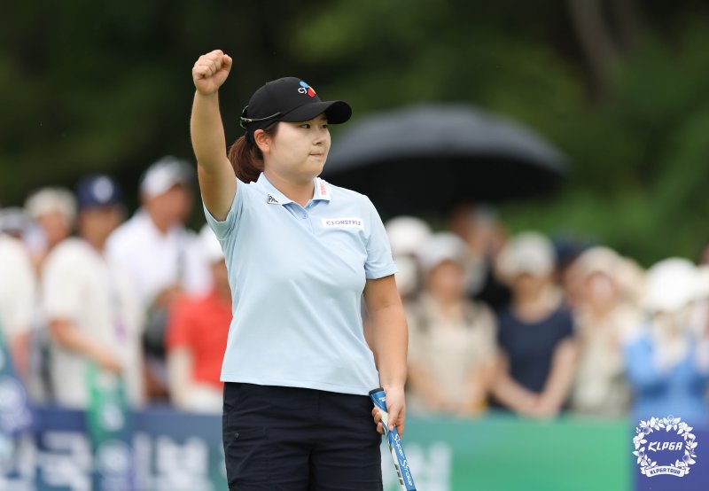 [서울=뉴시스] 한국여자프로골프(KLPGA) 투어 홍정민. (사진=KLPGA 제공) *재판매 및 DB 금지