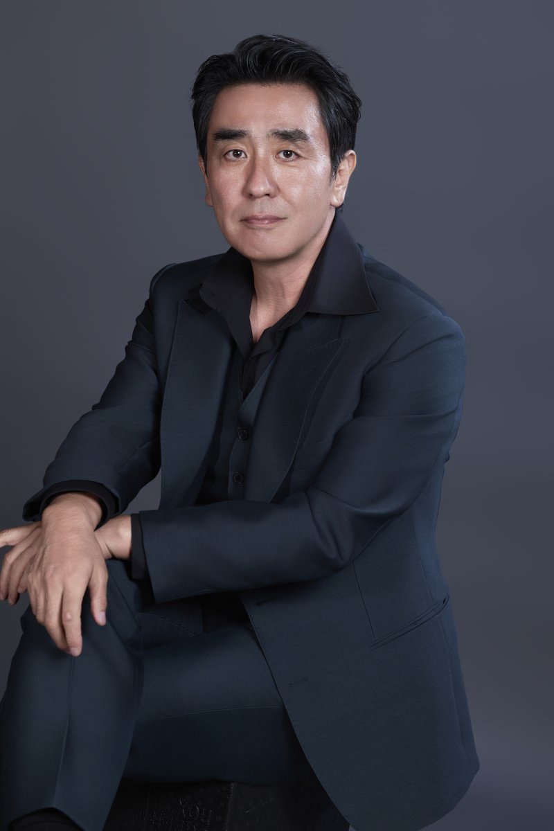 류승룡 유노윤호, 리딩때 대본 안가져와…다외운 성실·노력 아이콘 [N인터뷰]