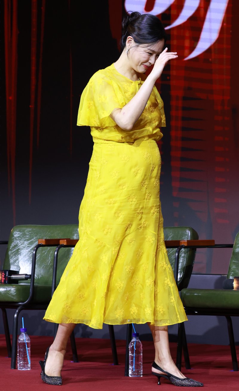 [뉴스1 ★]이하늬, 만삭에도 '애마' 제작발표회 참석…다음주 출산 예정