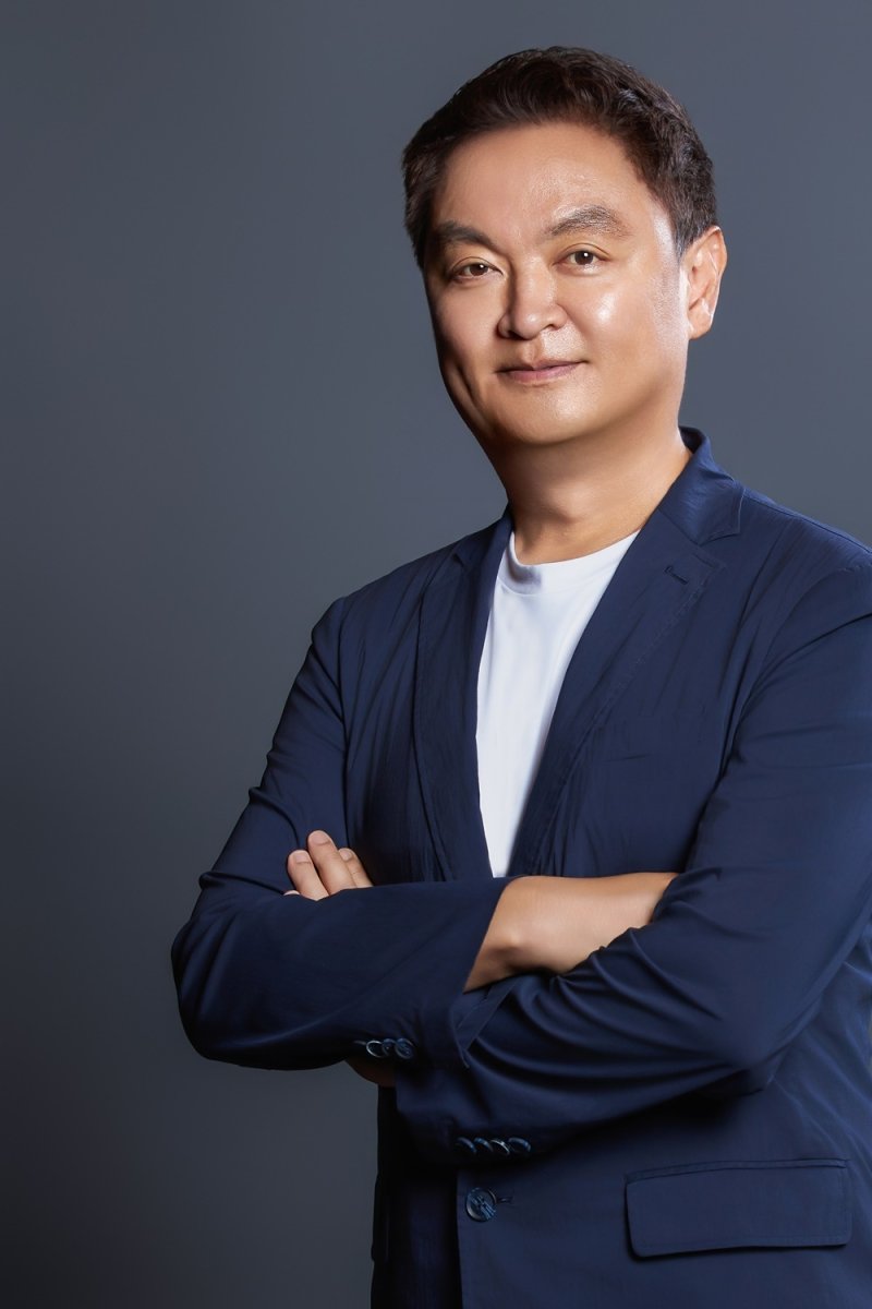 '파인' 강윤성 감독 원작과 결말 다른 이유…시즌2는 [N인터뷰]②