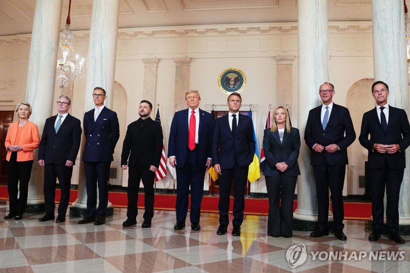 백악관에 모인 미국과 유럽 지도자들.연합뉴스