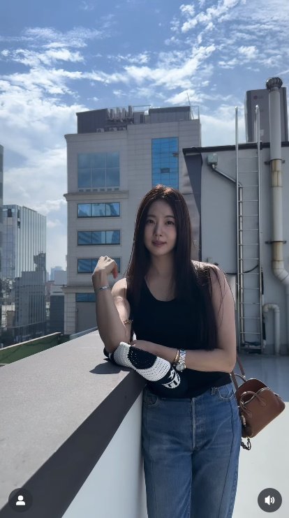 '47세' 김사랑, 생머리 찰랑이며 최강 동안 인증…20대라 해도 믿겠네