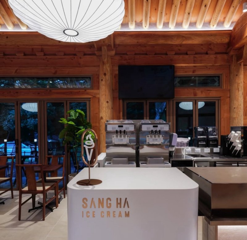 [서울=뉴시스] 폴바셋 선운사점 내부 전경. (사진=김정완 회장 SNS 캡처) *재판매 및 DB 금지 *재판매 및 DB 금지