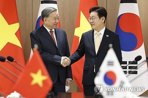 이재명 대통령, 또 럼 베트남 서기장과 확대 정상회담 (출처=연합뉴스)