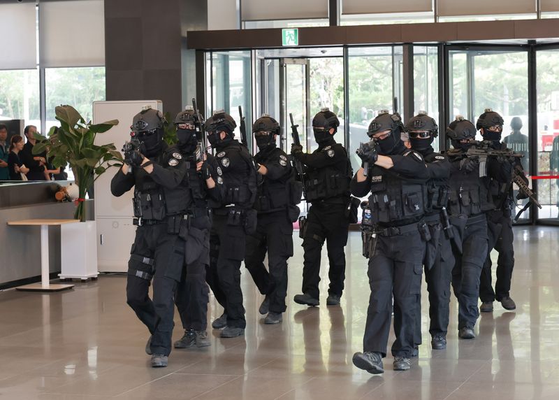 iM뱅크 수성동 본점에서 진행된 민∙관∙군 대테러 및 화재 대응훈련. iM뱅크 제공