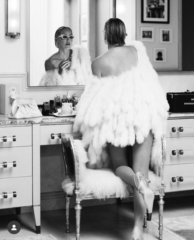 67세 샤론 스톤, 실오라기만 걸쳤어?…옆태 노출 드레스 '탄탄 몸매' 감탄