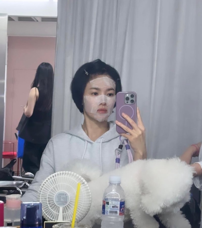 송혜교 44세 나이 무색한 귀여운 매력…민낯 미모에 감탄