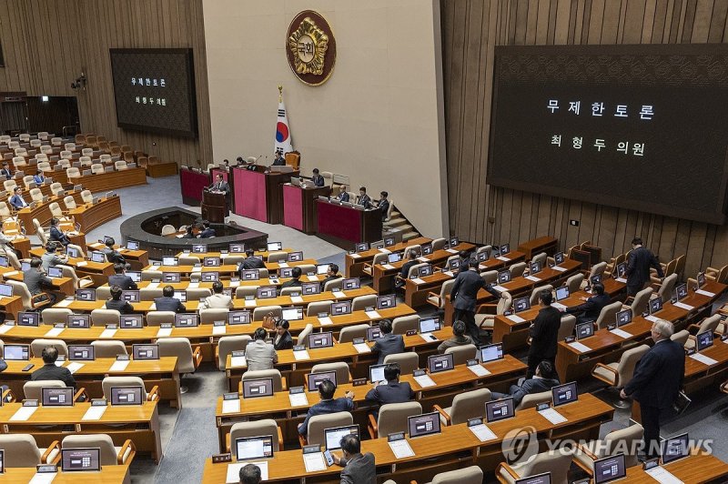 EBS법 무제한 토론 시작 (출처=연합뉴스)