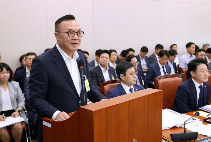 [서울=뉴시스] 김금보 기자 = 황주호 한국수력원자력 사장2025.08.19. kgb@newsis.com