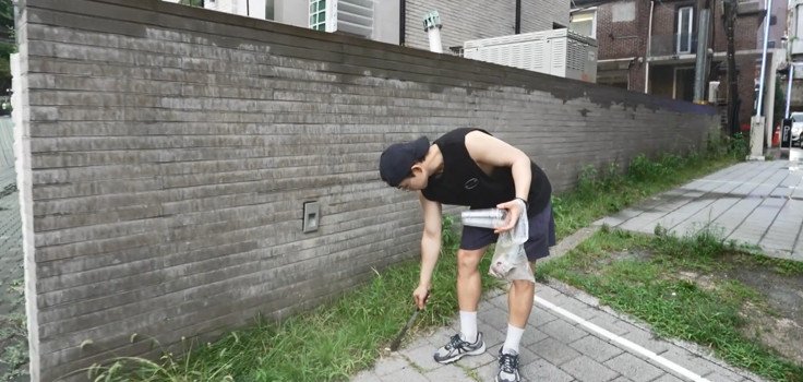 루시 최상엽, 중고 물품 가득 집…홈트에 셀프 제모 '절약 끝판왕'