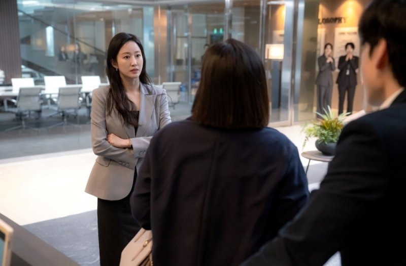 '에스콰이어' 전혜빈, 전남편·시모에 분노 폭발…사이다 반격 예고