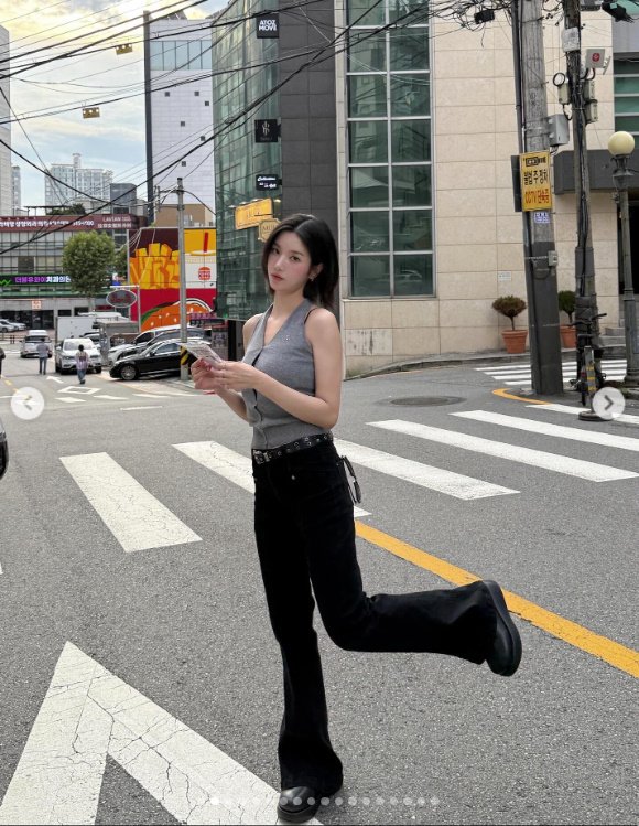 '워터밤 여신' 권은비, 일상에선 '느좋' 여신…청순·섹시 다 있네 [N샷] 