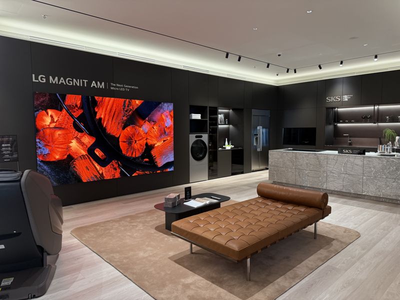 지난 22일 방문한 서울 강남구에 위치한 LG전자 플래그십 D5 4층에 초프리미엄 가전이 전시돼 있다. 사진=임수빈 기자